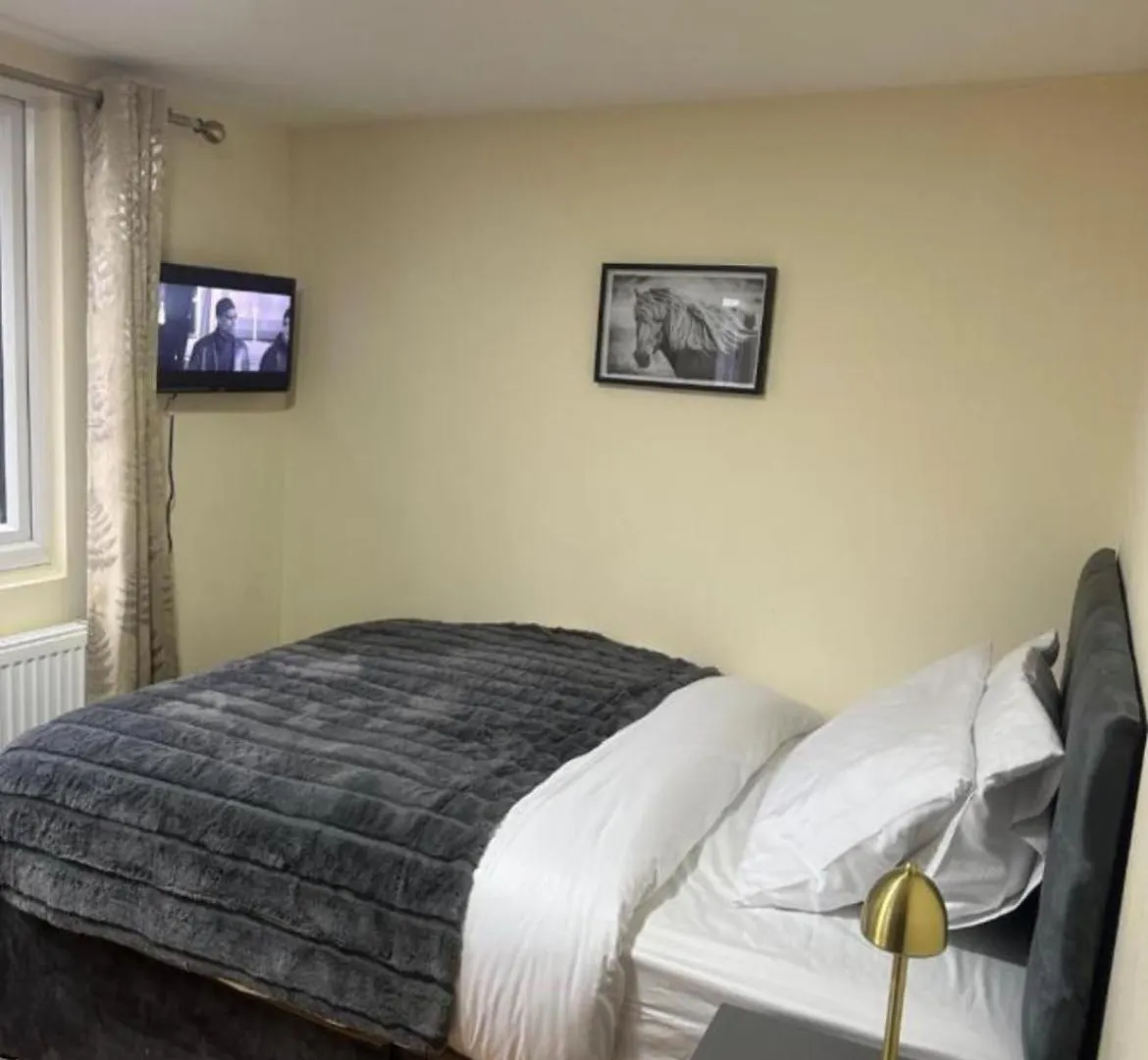 Dagenham Short-Stay Delight Apartment